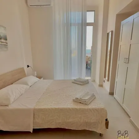 Sunhouse Bed & Breakfast